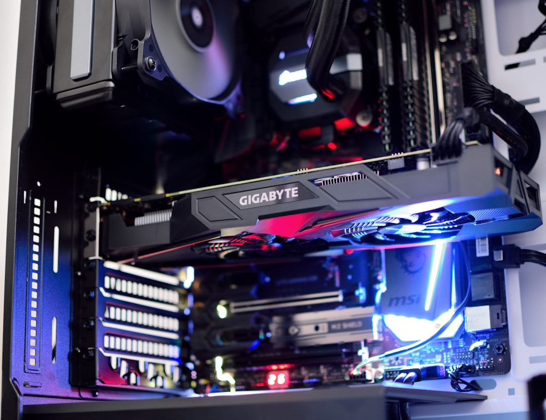 black-gigabyte-graphics-card-6b5uqlwabb0
